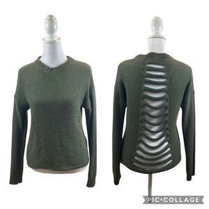 Don’t Ask Why Green‎ Distressed Back Crew Neck Sweater Size Small
